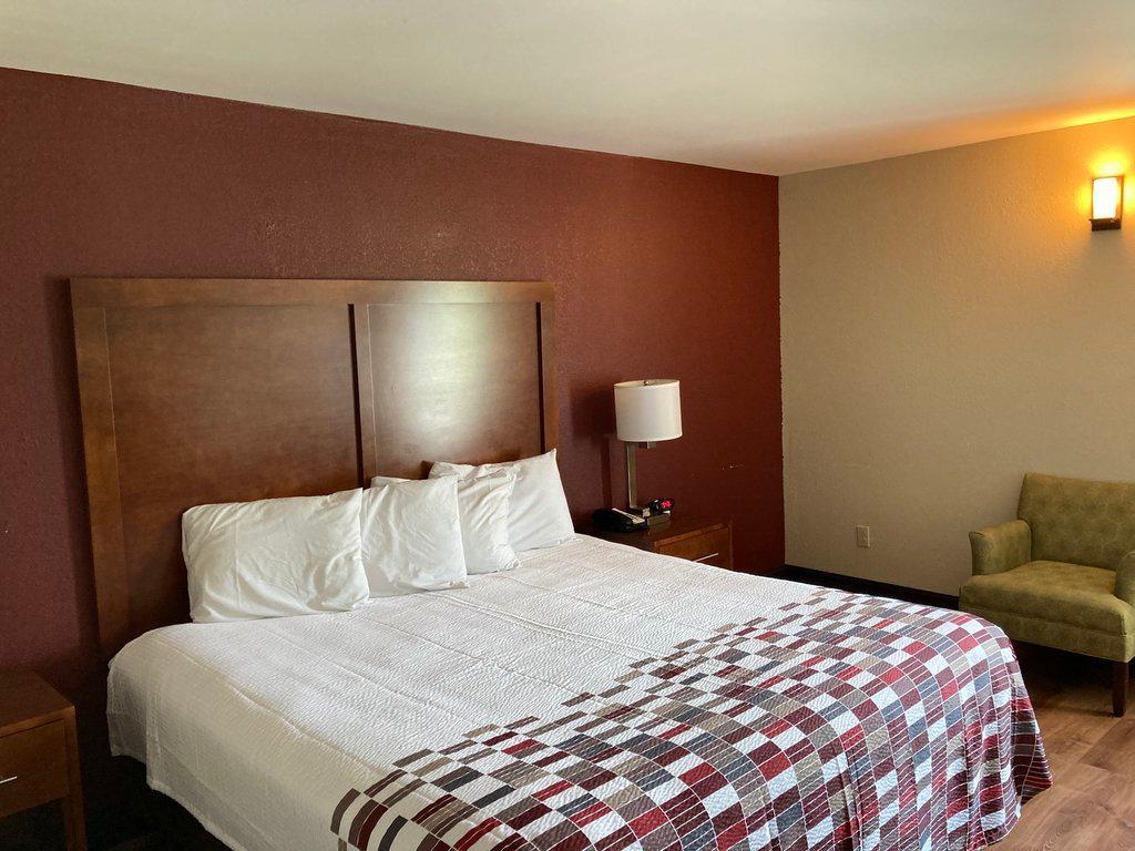 Red Roof Inn Newport News - Yorktown Extérieur photo