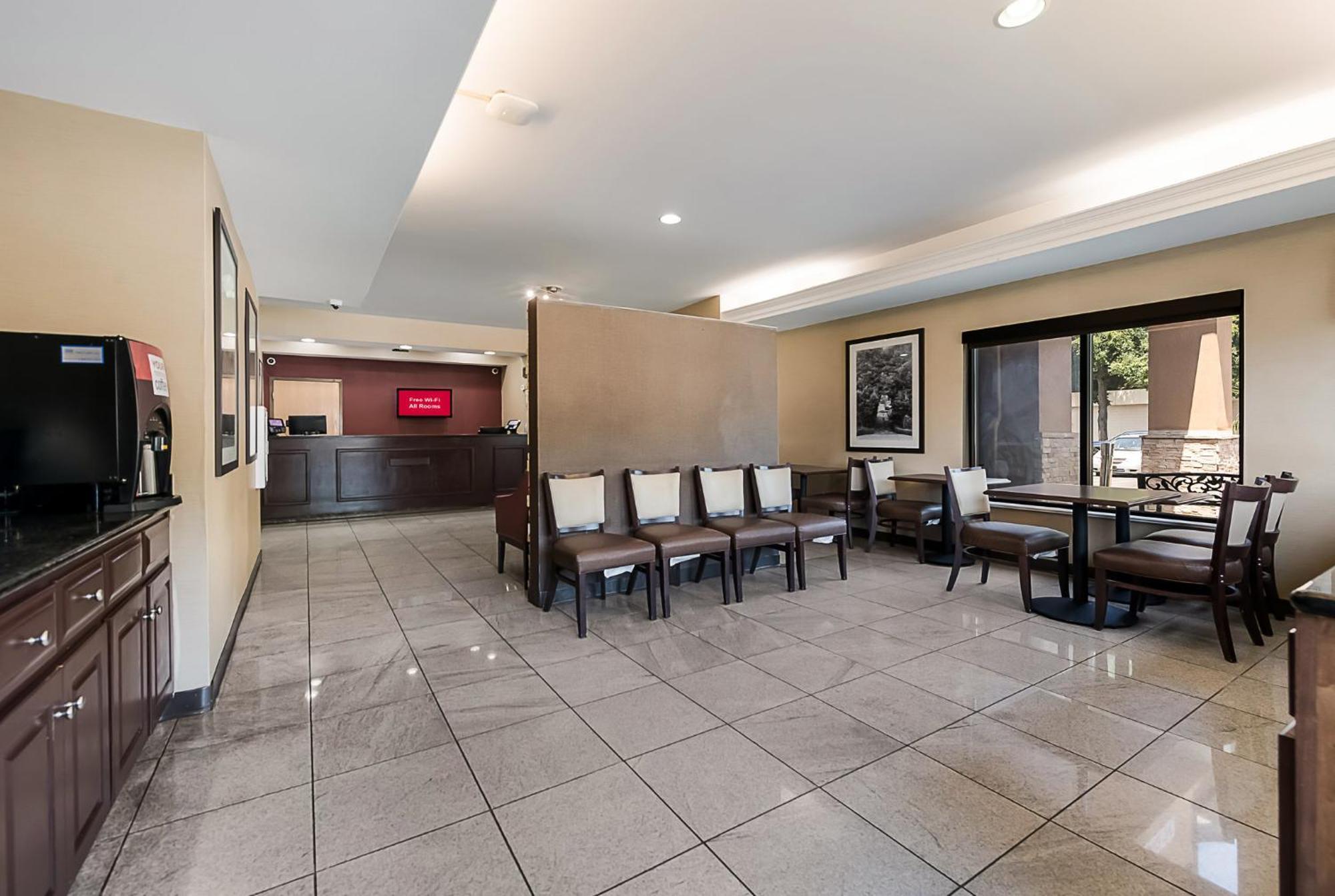 Red Roof Inn Newport News - Yorktown Extérieur photo