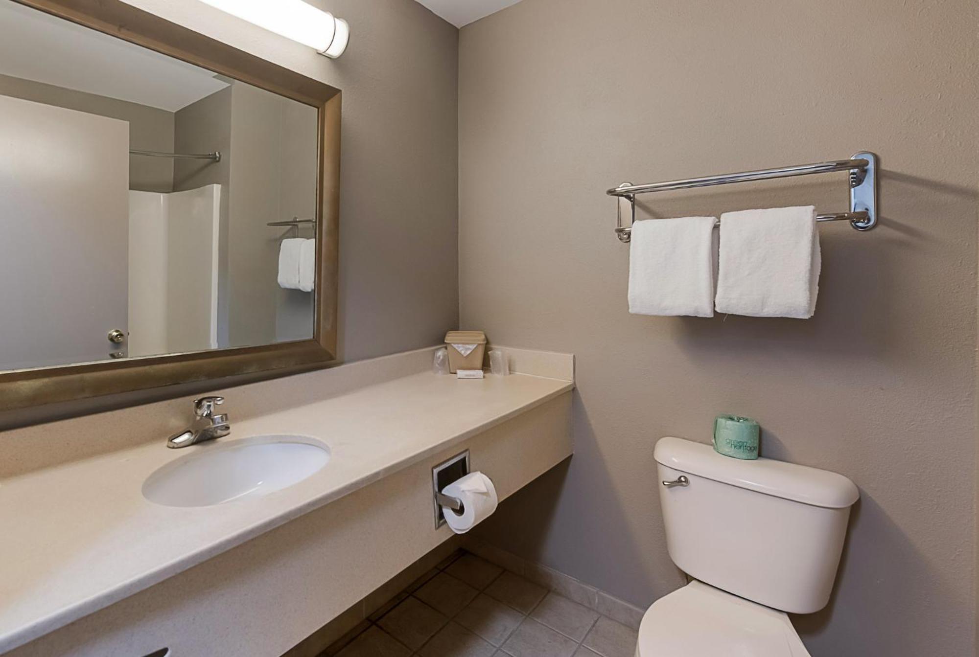 Red Roof Inn Newport News - Yorktown Extérieur photo