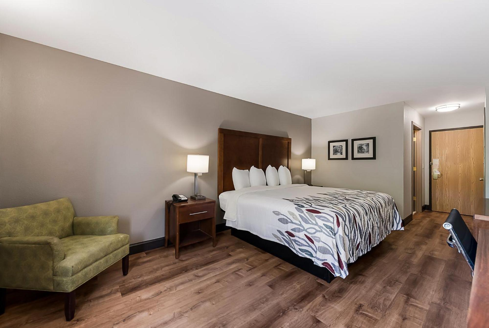 Red Roof Inn Newport News - Yorktown Extérieur photo