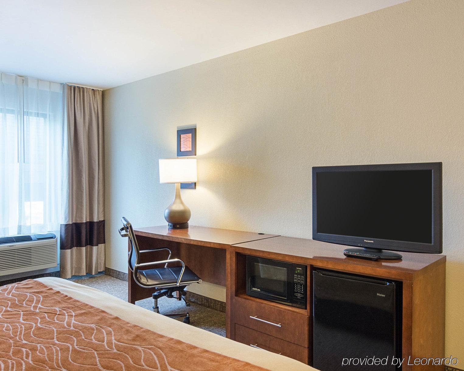 Red Roof Inn Newport News - Yorktown Extérieur photo