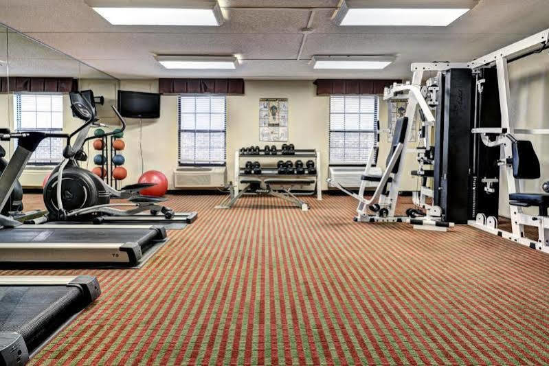 Red Roof Inn Newport News - Yorktown Extérieur photo